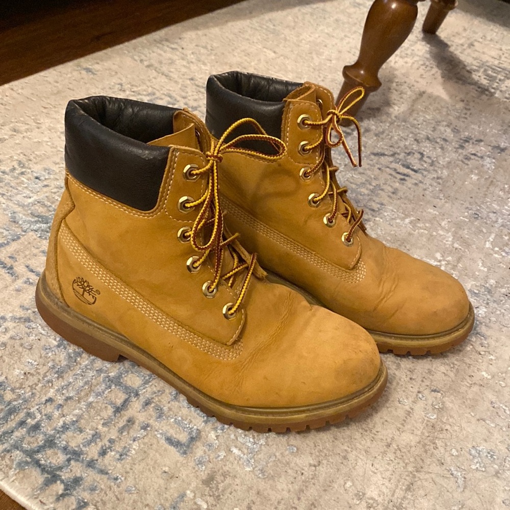 Original Timberlands women’s size 8.5